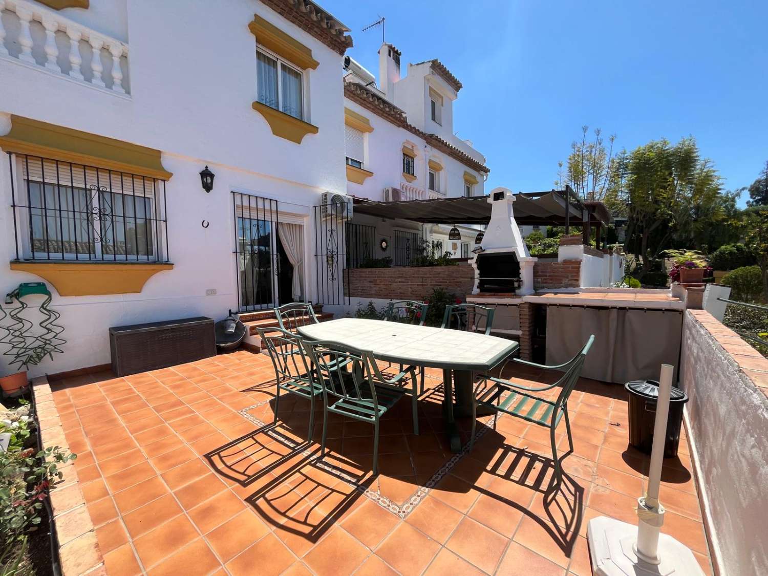 Bonita casa adosada en la Urbanización Olimar