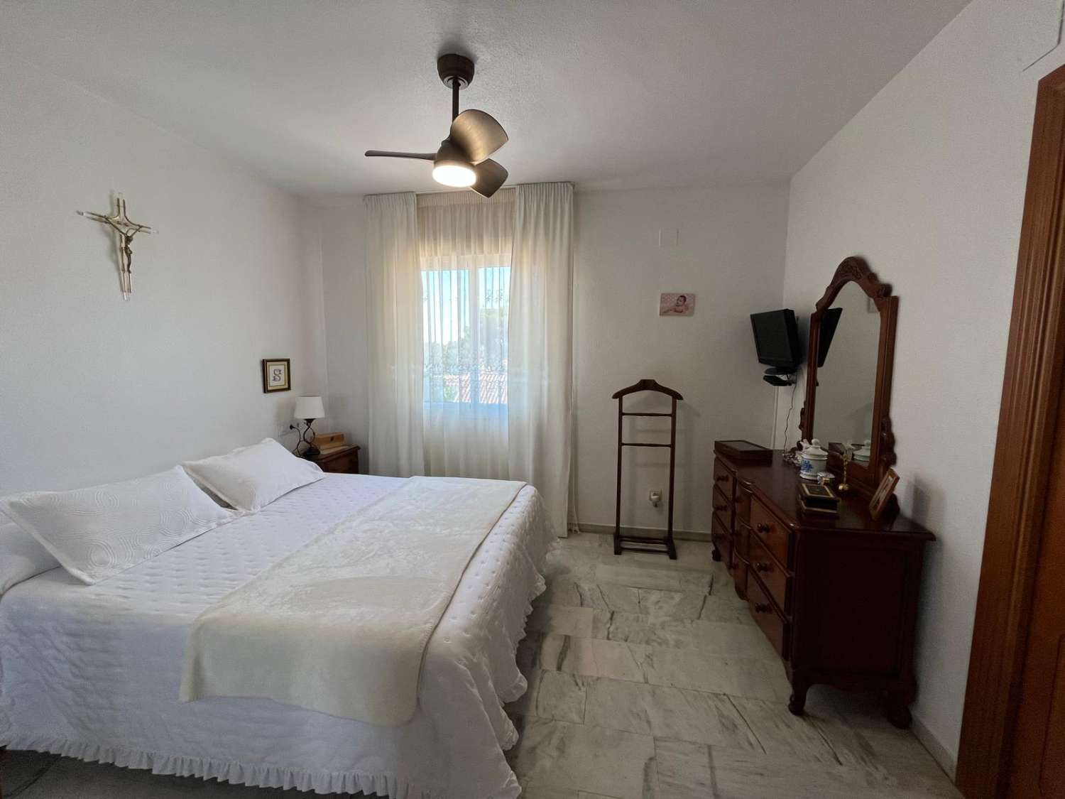 Bonita casa adosada en la Urbanización Olimar
