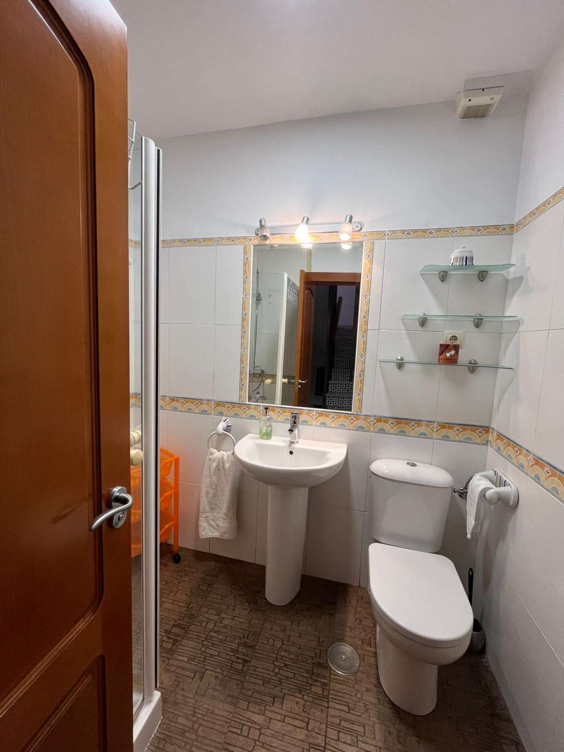 Bonita casa adosada en la Urbanización Olimar