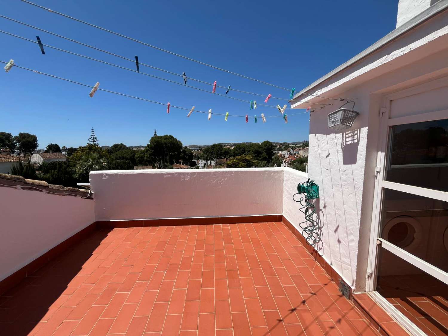 Bonita casa adosada en la Urbanización Olimar