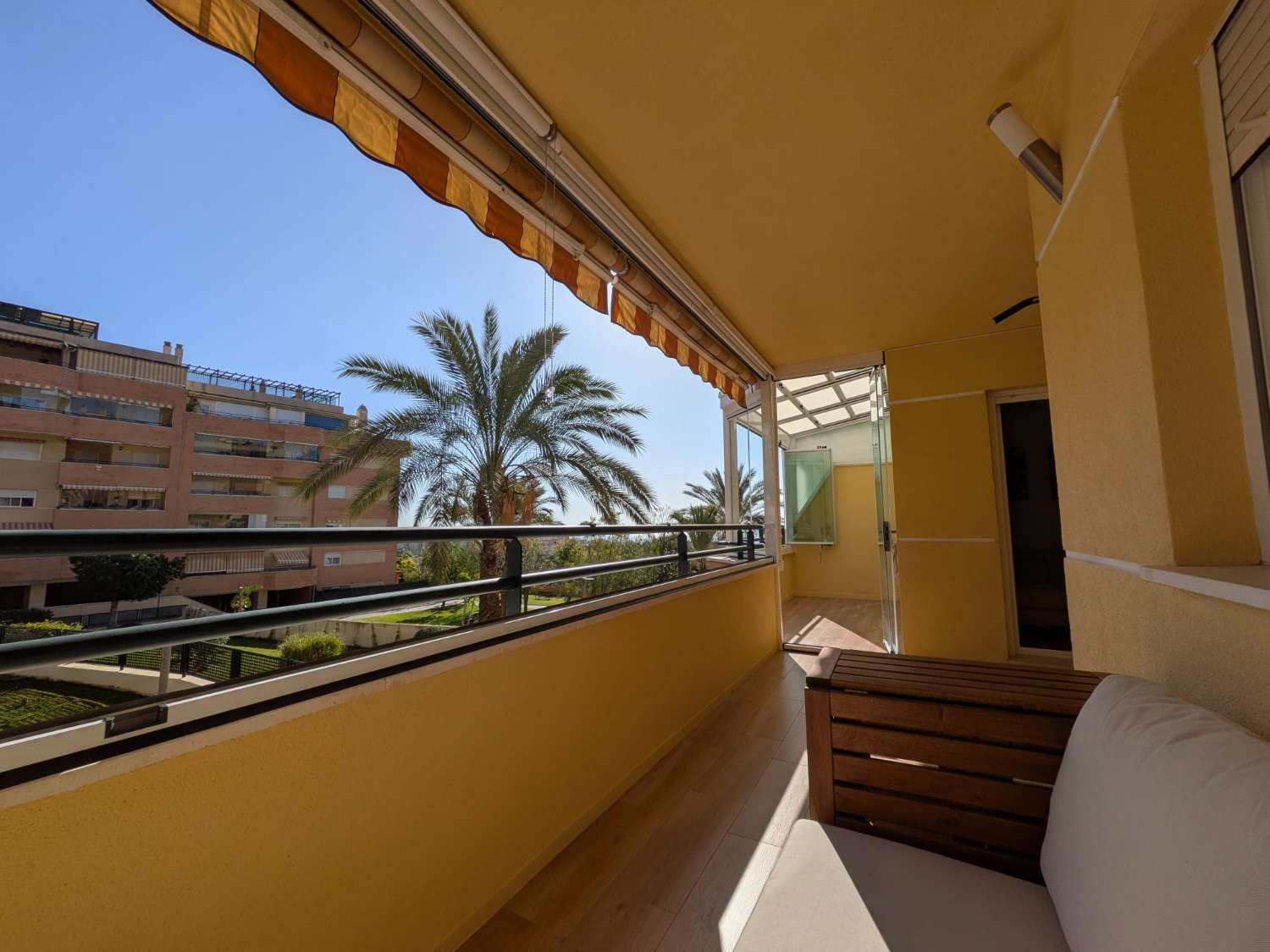 Huoneisto myynnissä El Pinillo (Torremolinos)