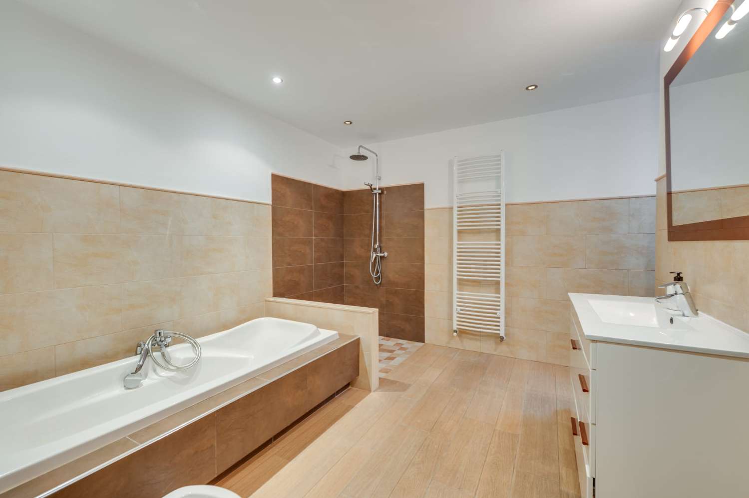 Inversión Única con Vistas de Ensueño en Osunilla.