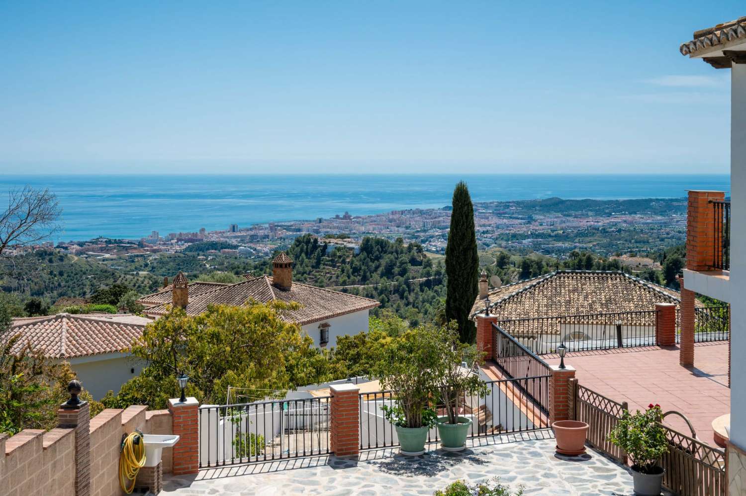 Inversión Única con Vistas de Ensueño en Osunilla.