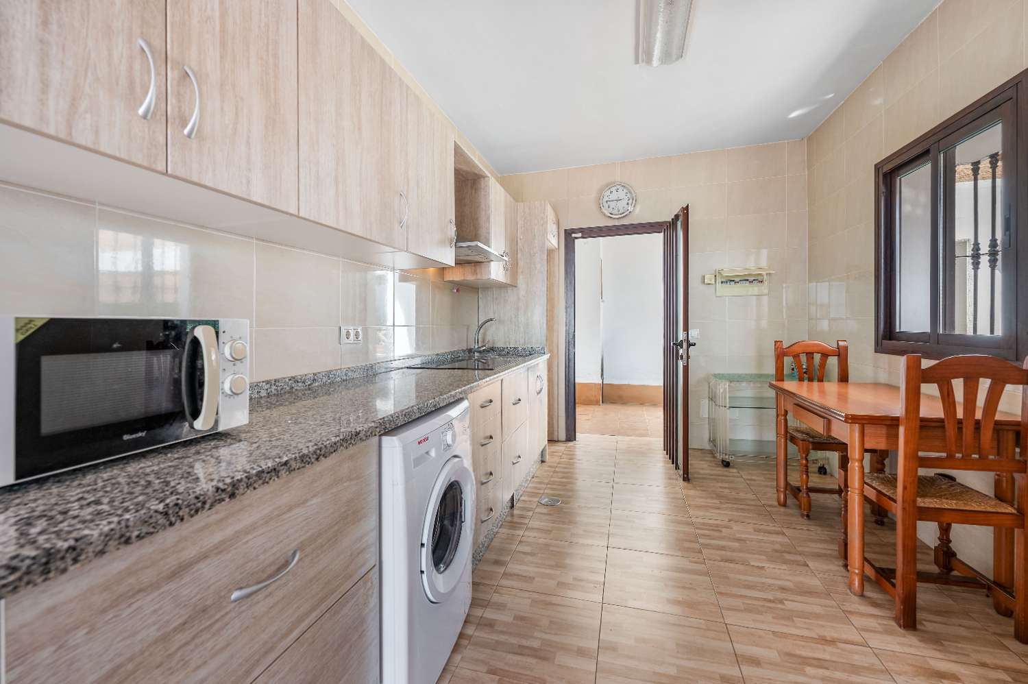 Inversión Única con Vistas de Ensueño en Osunilla.