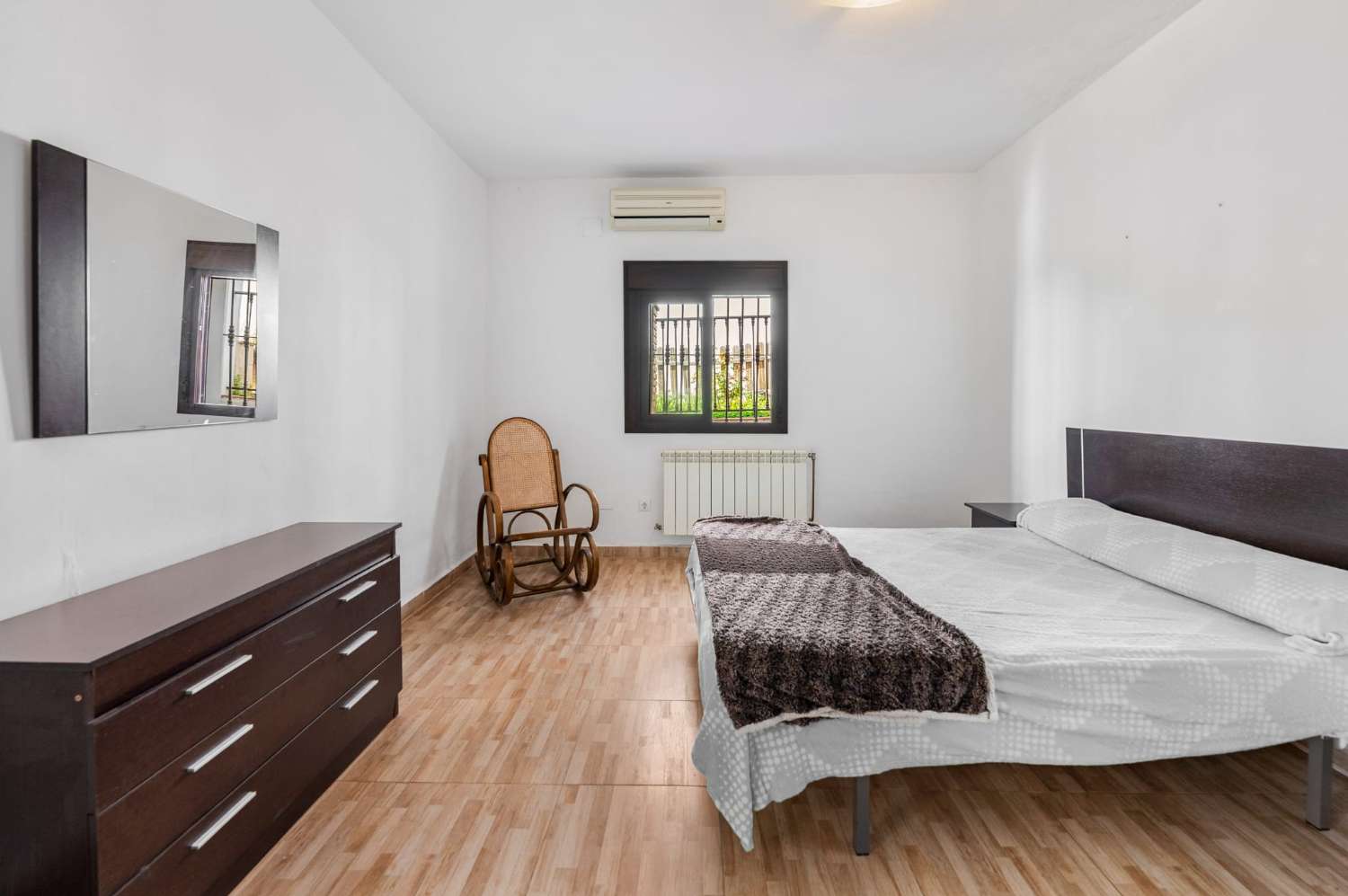 Inversión Única con Vistas de Ensueño en Osunilla.