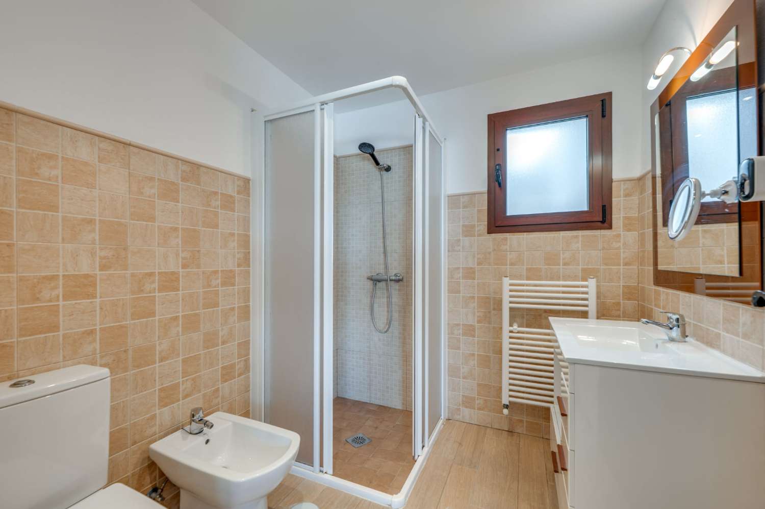 Inversión Única con Vistas de Ensueño en Osunilla.