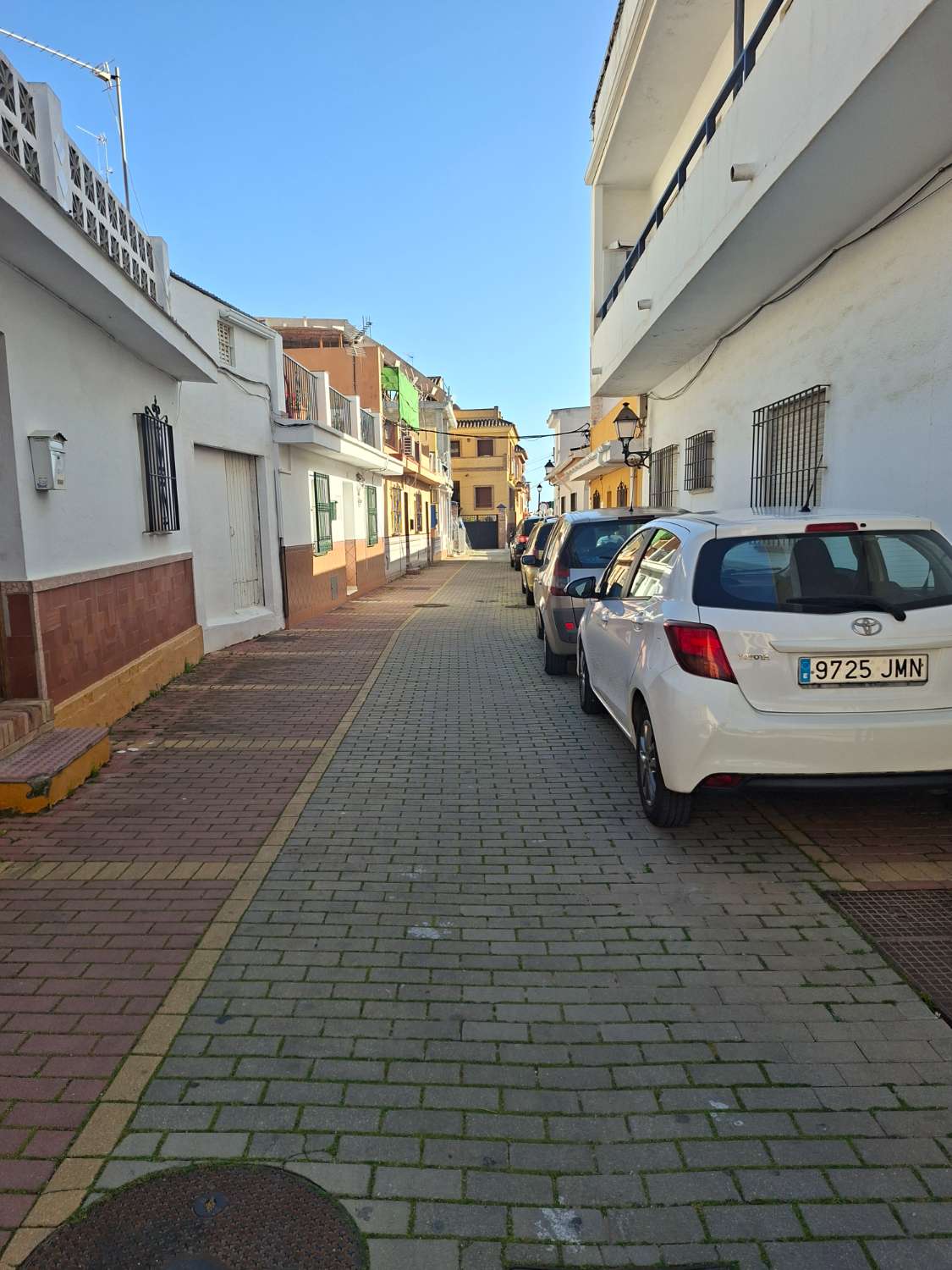 Casa en esquina en la parte baja de los Pacos.