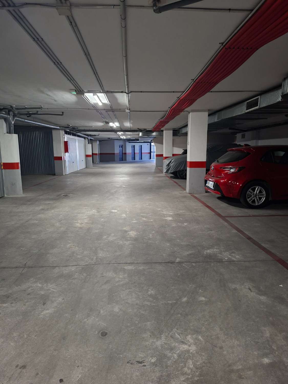 Garaje en alquiler en Benalmádena