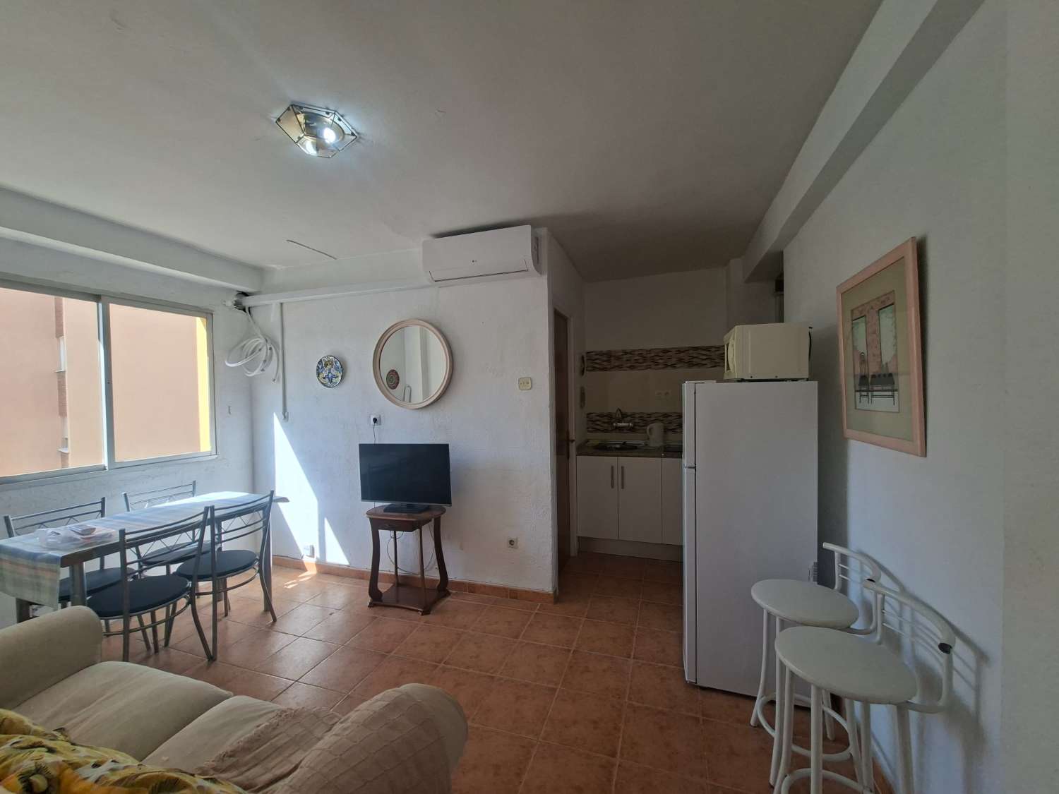 Pieni huoneisto kausiluonteinen Fuengirola