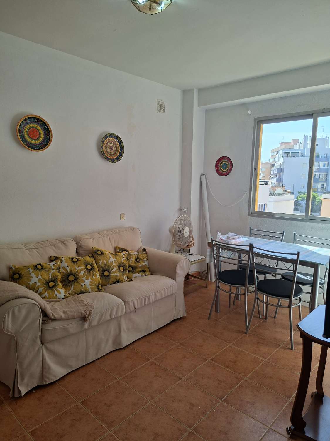 Pieni huoneisto kausiluonteinen Fuengirola